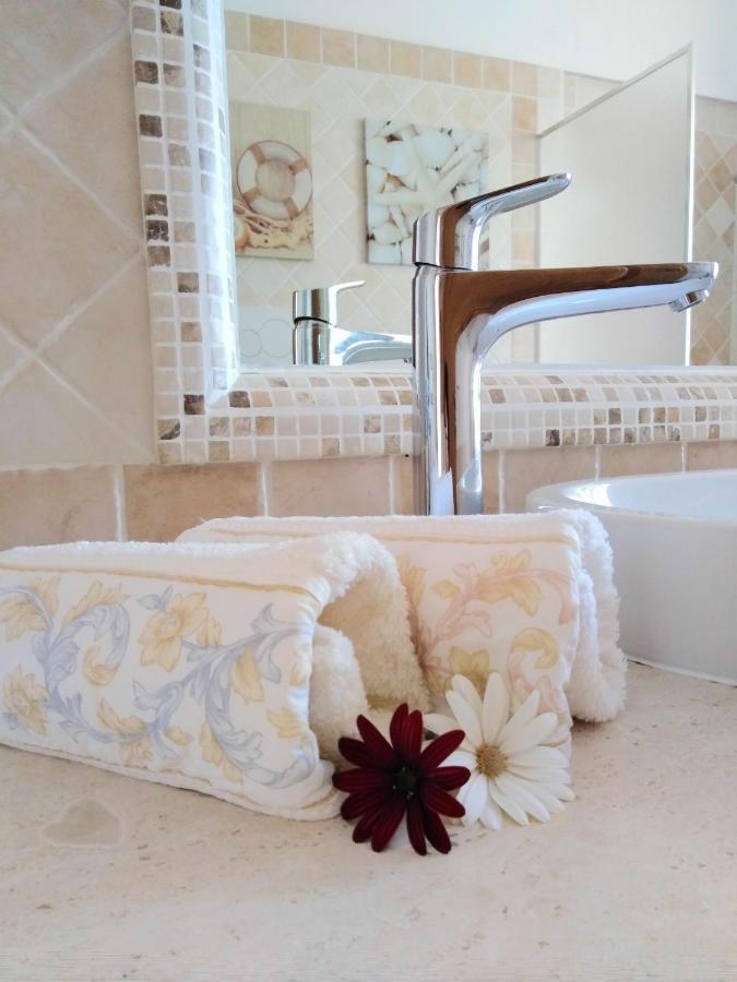 The Roses Garden Bed & Breakfast ลามัดดาเลนา ภายนอก รูปภาพ